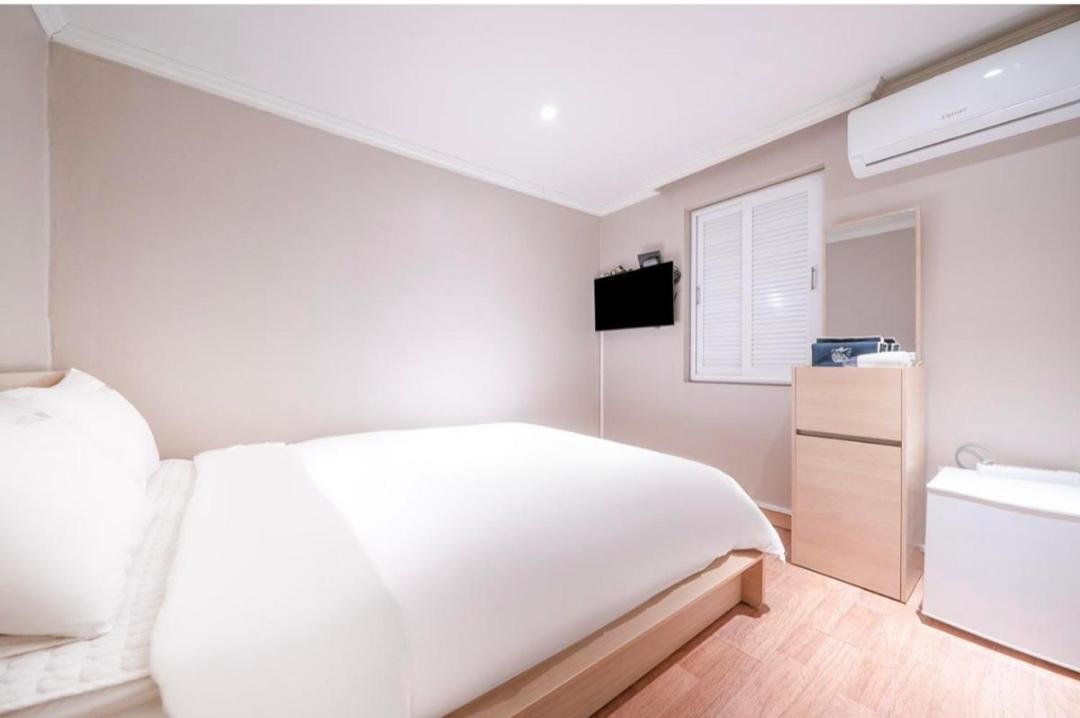 Hotel Mini Puszan Kültér fotó