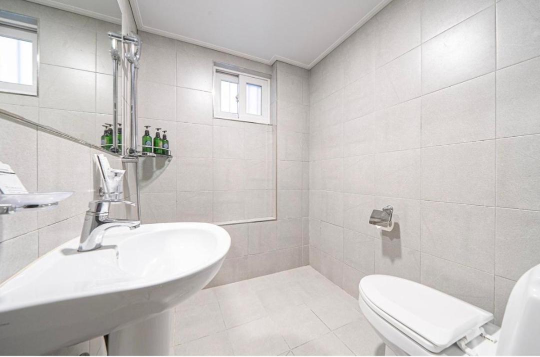 Hotel Mini Puszan Kültér fotó